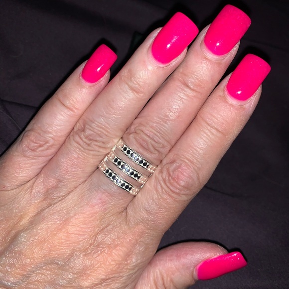 CLASSIC TRIPLE BAR RING♥️SALE - Picture 6 of 7